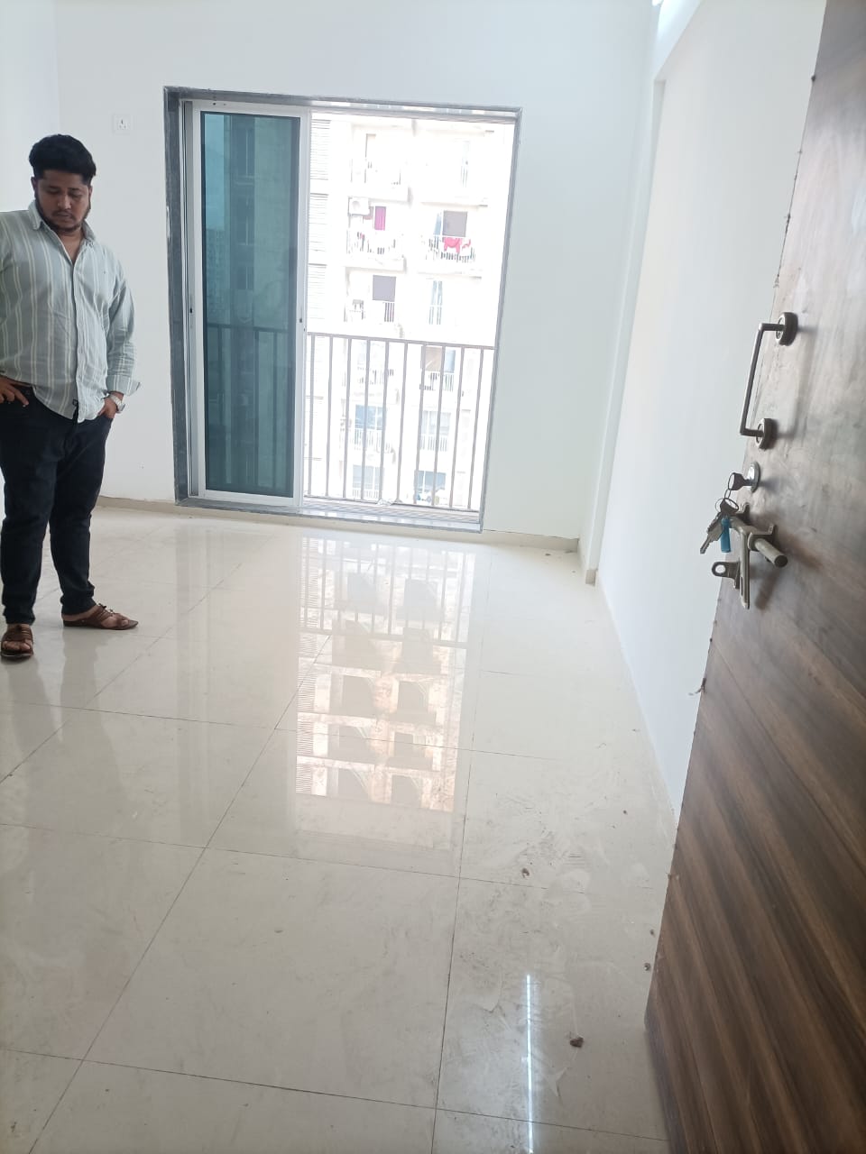 1000054871 Bombay Urbans
