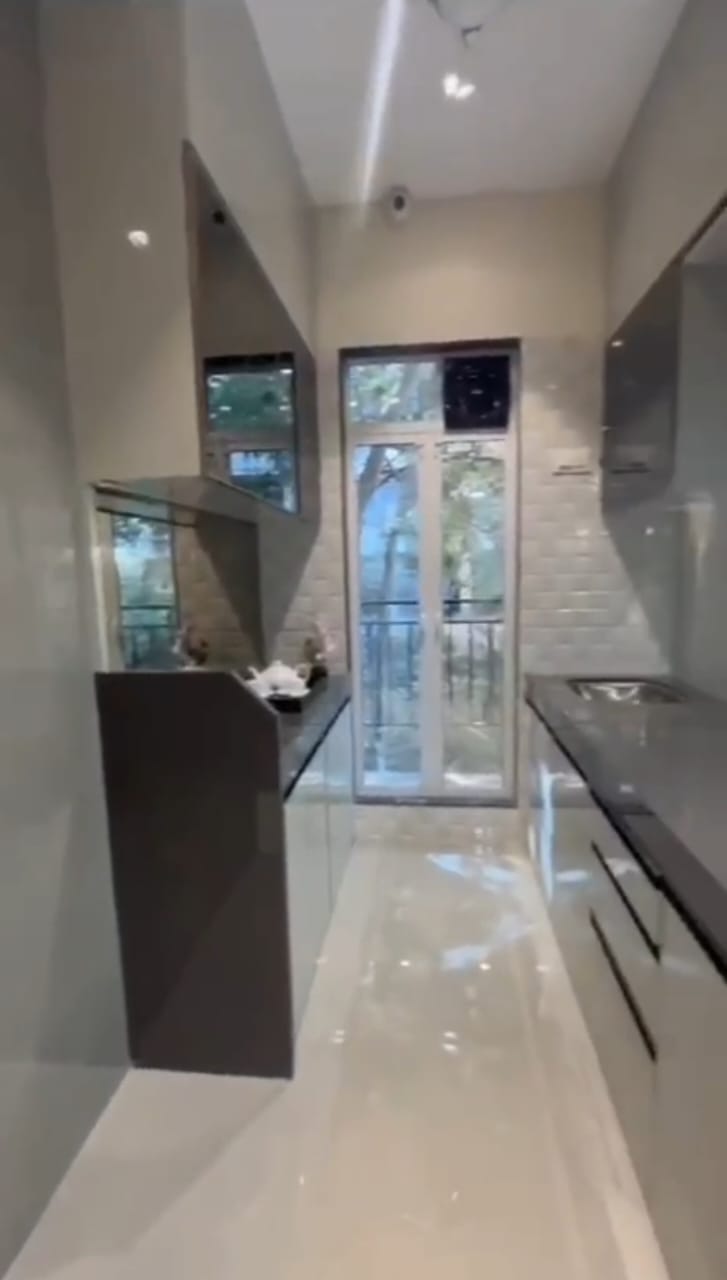 4e04737e-61dd-4d40-9128-c7f2df3be775