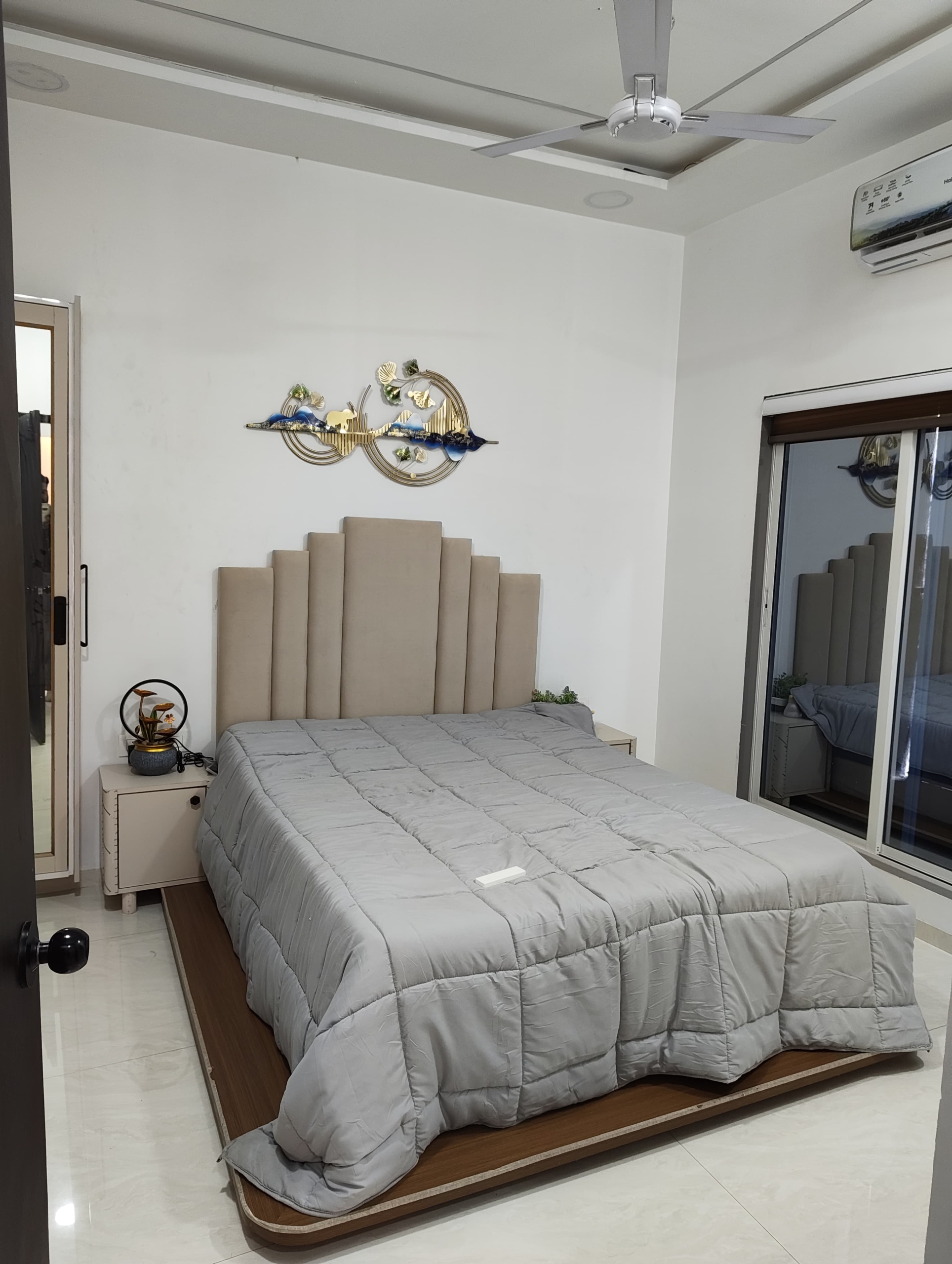 2b34ef4d-7a52-40a9-a3da-3831b6519992