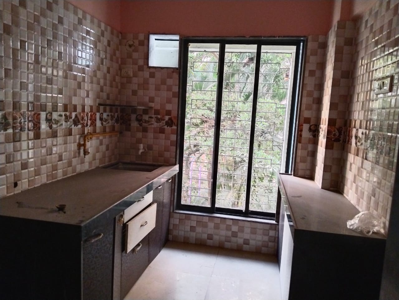 4b6f74e3-16a3-47bc-8988-c285bd9152f3