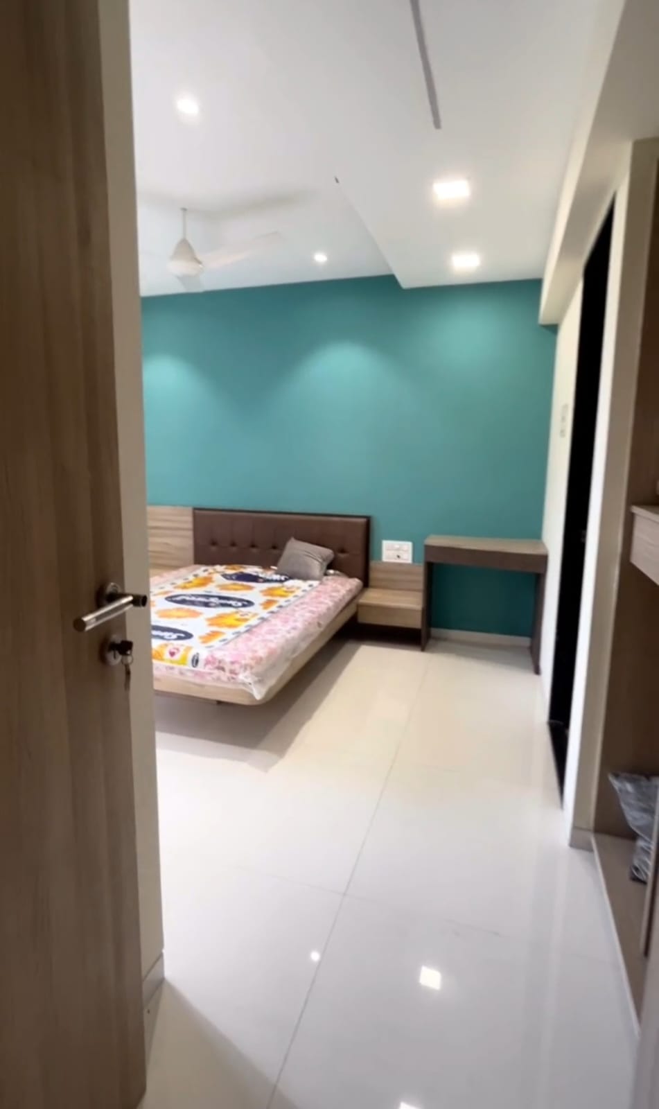 fcf155ae-907d-4106-b3e7-50d5a2247049