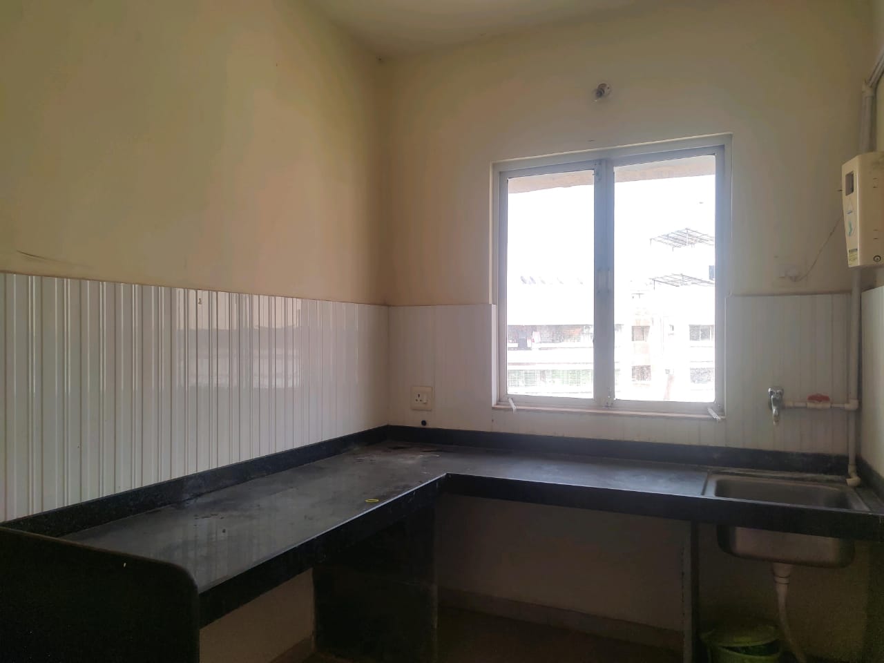 WhatsApp Image 2026-01-04 at 09.34.19 (1)